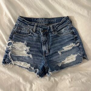 Size 0 American Eagle denim crossover waist mom shorts!